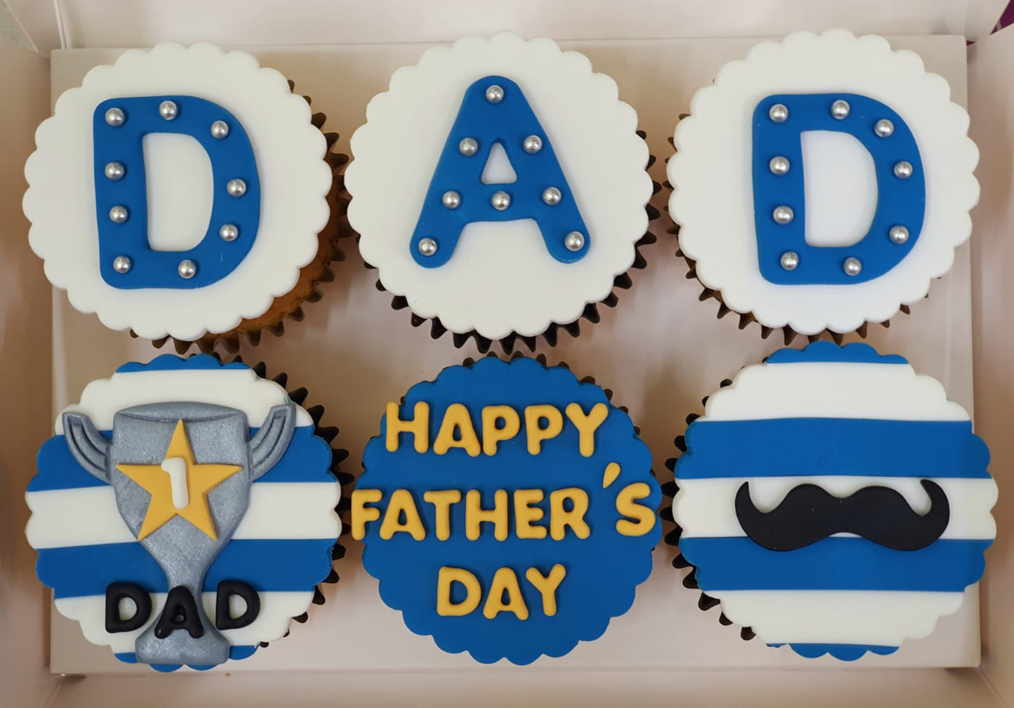 Father's Day Cupcakes - Dad, My Champion - Cuppacakes.com.sg Singapore