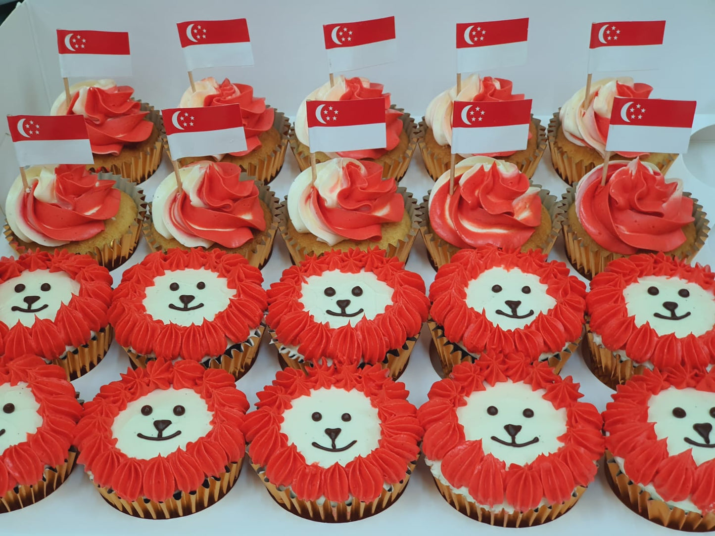 SG National Day Cupcakes (Box of 12) - Lion City - Cuppacakes.com.sg Singapore