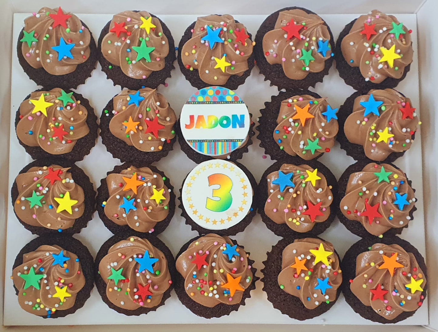 Star Spinkles Mini Cupcakes (Box of 20) - Cuppacakes.com.sg Singapore