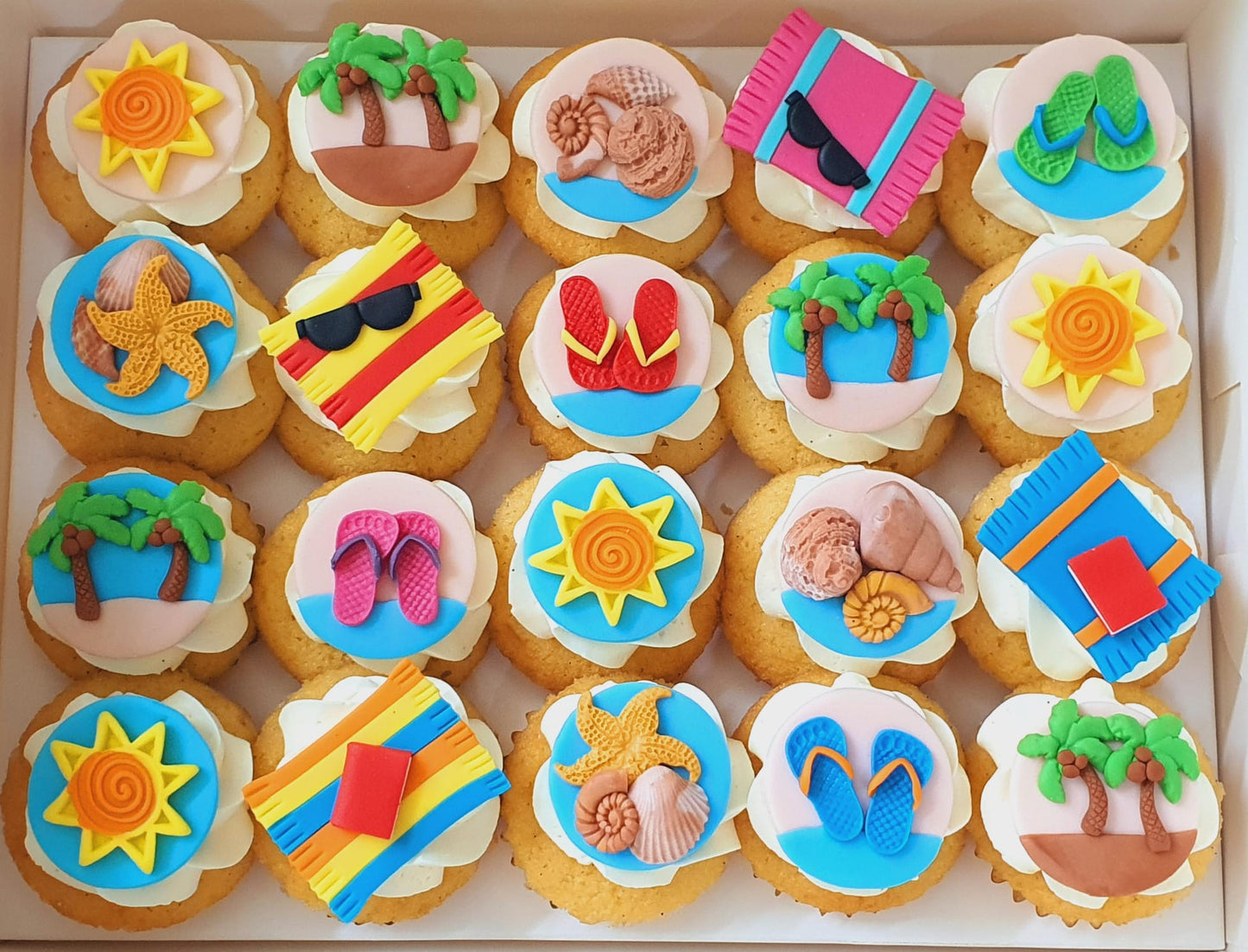 Beach Themed Mini Cupcakes (Box of 20) - Cuppacakes.com.sg Singapore