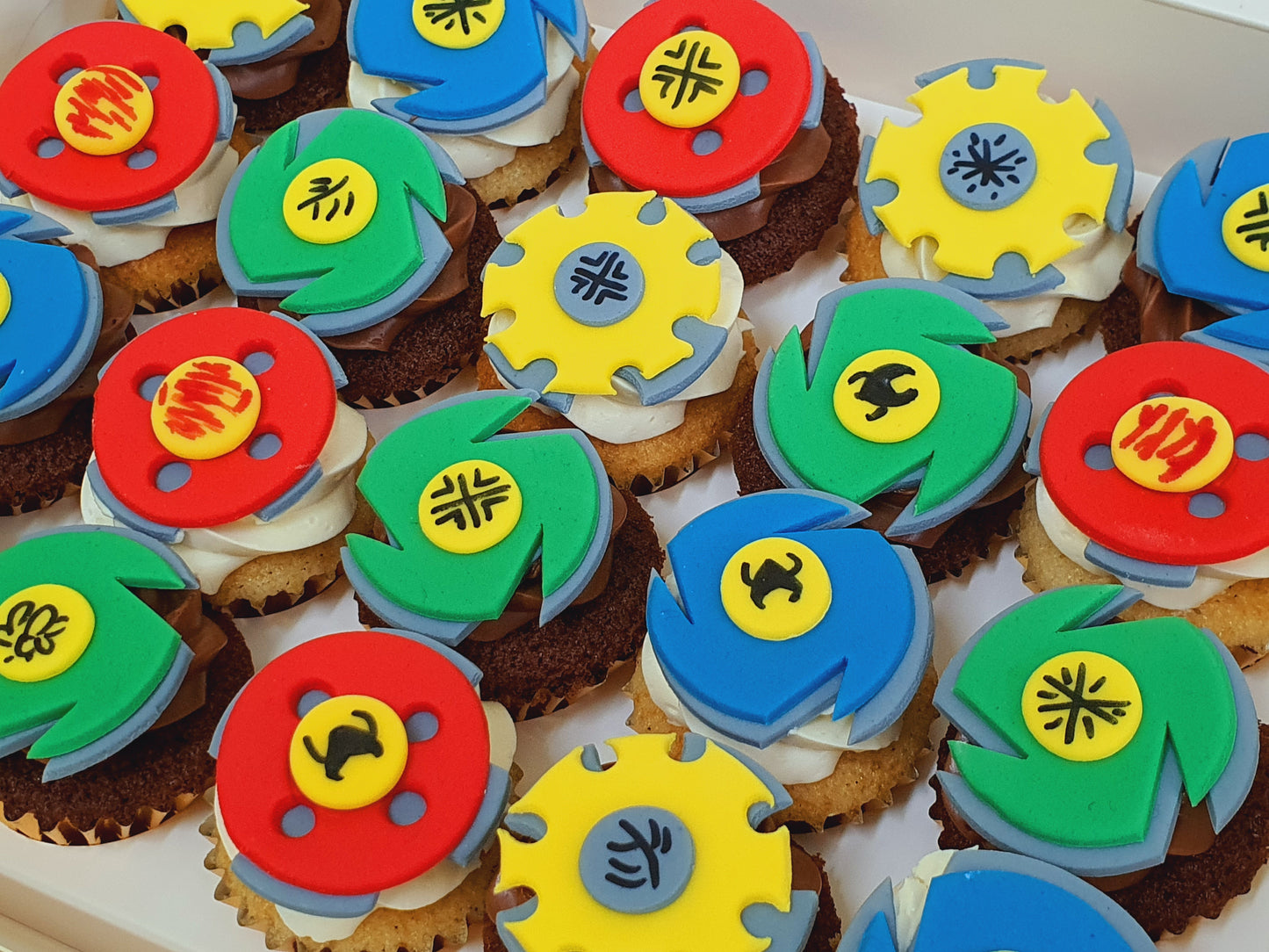 Beyblade Mini Cupcakes (Box of 20) - Cuppacakes.com.sg Singapore