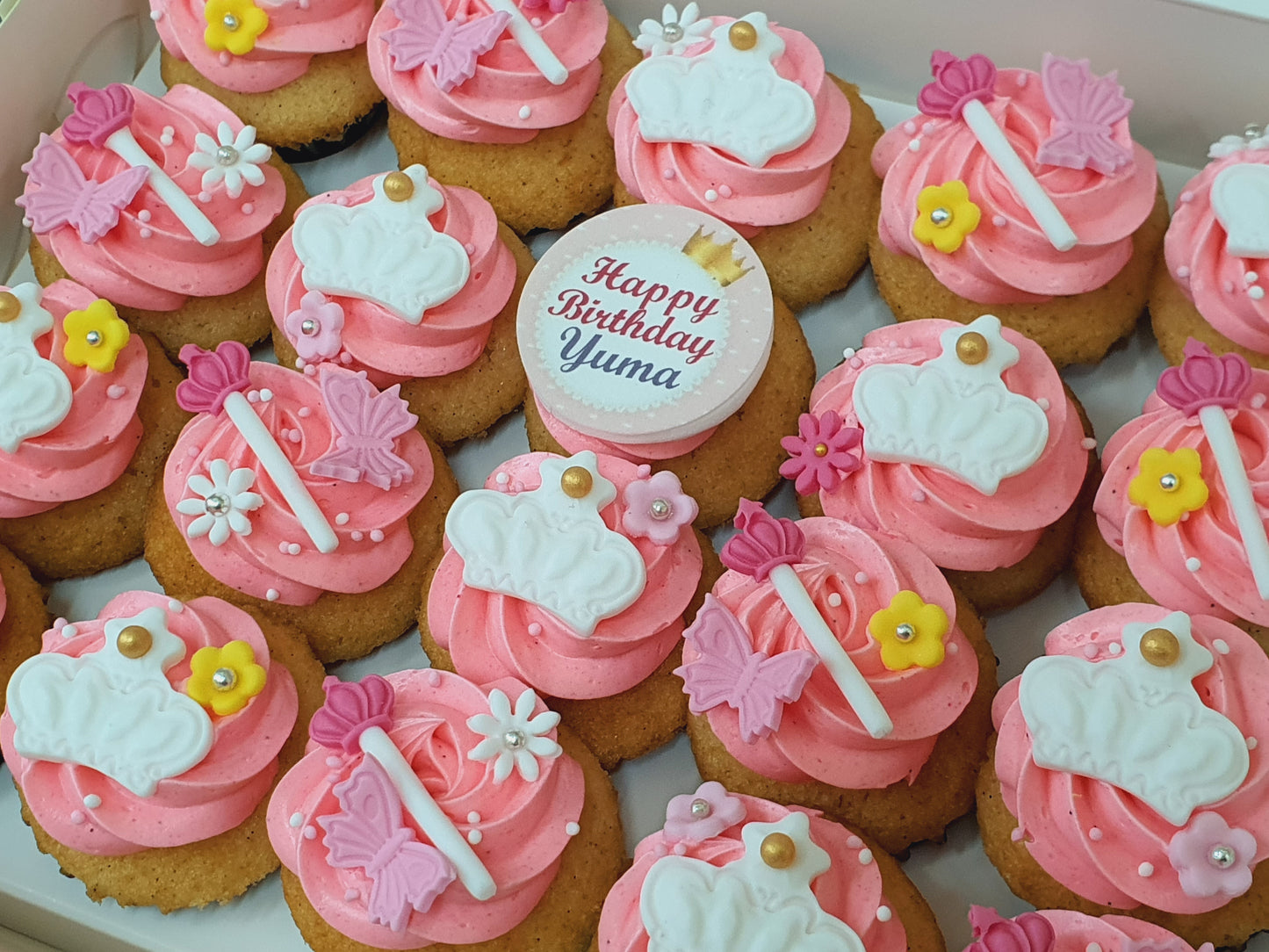 Princess Mini Cupcakes (Box of 20) - Cuppacakes.com.sg Singapore