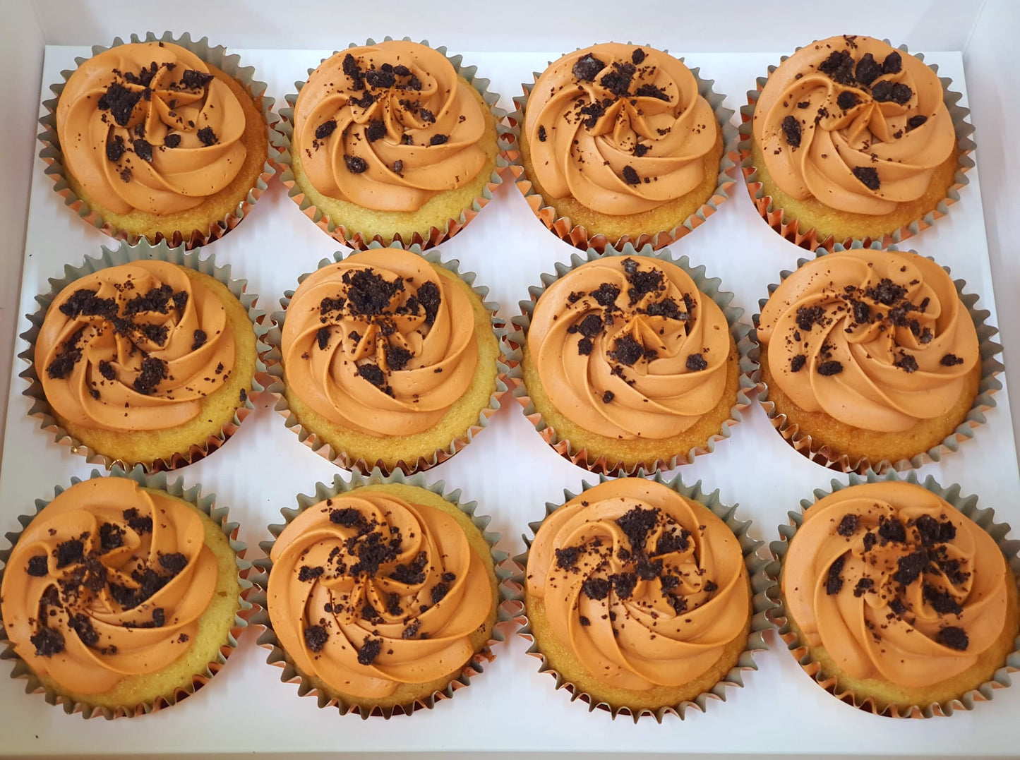 Thai Milk Tea Cupcakes (Box of 12)