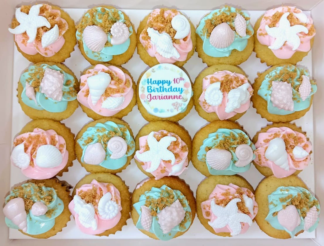 Seashells Mini Cupcakes (Box of 20)