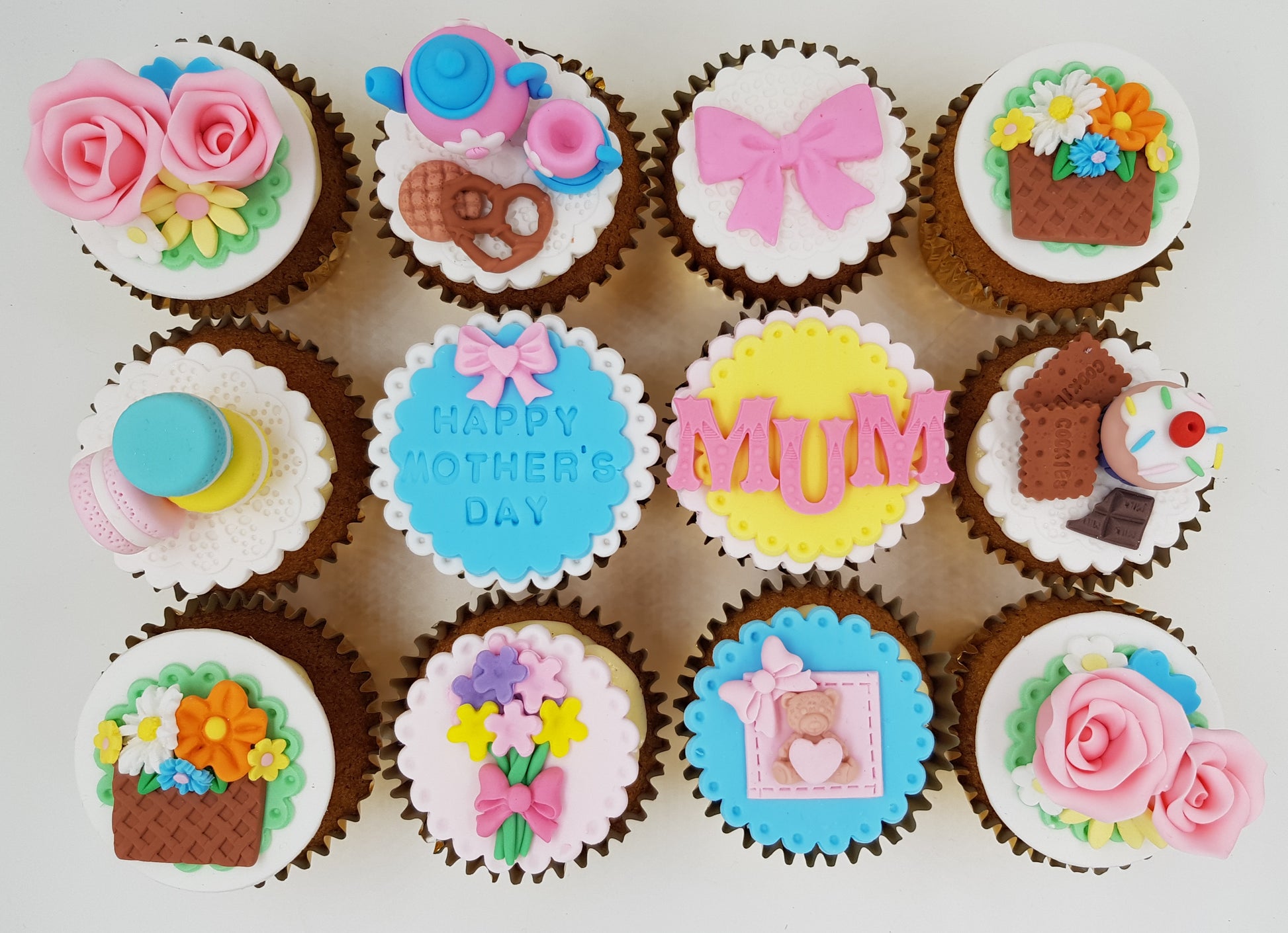 Mother's Day Cupcake Set - Sweetest MOMents - Cuppacakes - Singapore's Very Own Cupcakes Shop