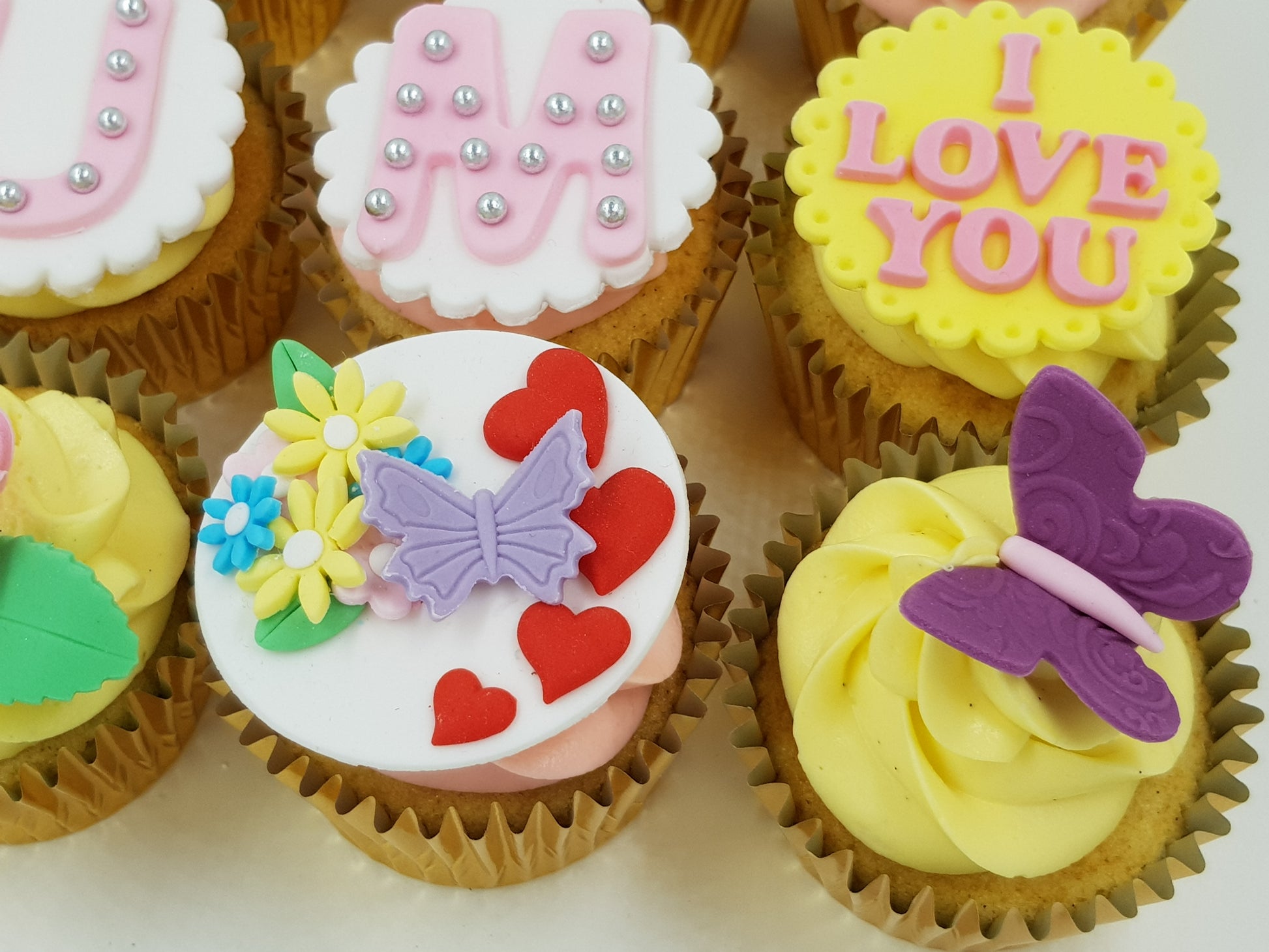 Mother's Day Cupcake Set - I Love MUM - Cuppacakes - Singapore's Very Own Cupcakes Shop