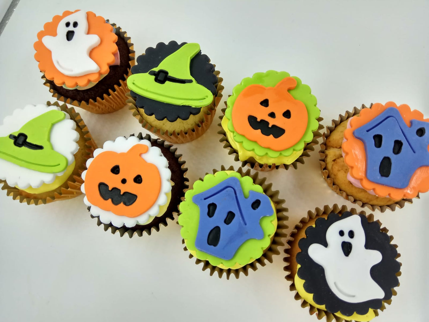 Halloween Cupcakes - Ghoul and friends (Box of 12) - Cuppacakes - Singapore's Very Own Cupcakes Shop